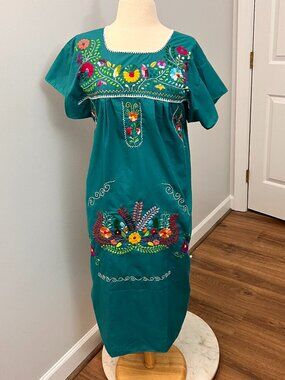 Puebla Dress – Traditional Mexican Embroidered Dress – Fiesta, Cultural, Boho M